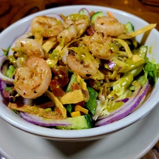 Ensalada De Camarones Asados